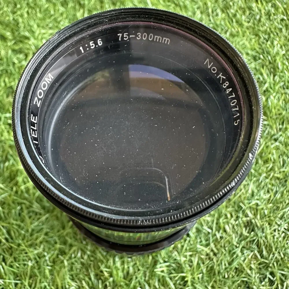 Saitex MC Auto Tele Zoom Lens 75-300mm No. K8470715‎ JAPAN